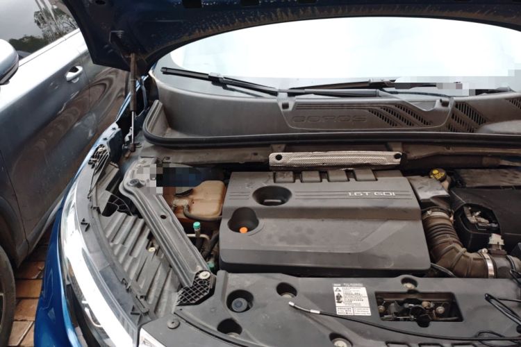 Used Qoros 5 2019 Qoros 5S 1.6 TGDI Leading Model Engine Bay Right