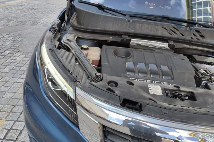 Used Qoros 5 2019 1.6T Automatic Zhiyun Connect (AliOS) Edition Prestige Model Engine Bay Right
