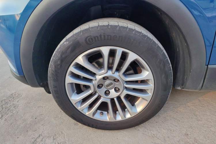 Used Qoros 5 2019 Qoros 5S 1.6 TGDI Prestige Model Exterior 8