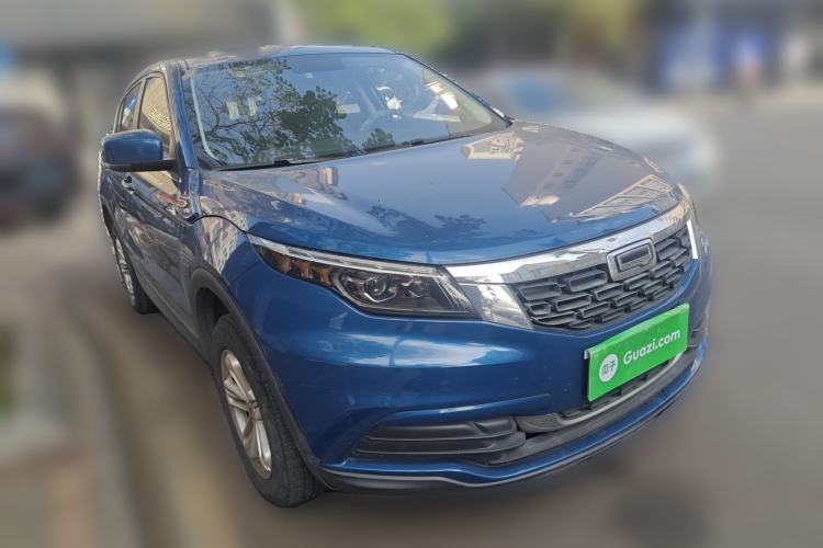 Used Qoros 5 2019 Qoros 5S 1.6 TGDI Leading Model Front Right 45 Deg