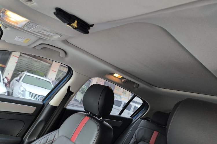 Used Qoros 5 2019 1.6T Automatic Zhiyun Connect (AliOS) Edition Prestige Model Headliner