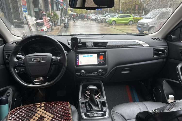 Used Qoros 5 2019 1.6T Automatic Zhiyun Connect (AliOS) Flagship Edition Interior 1
