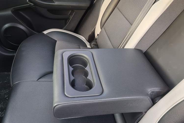 Used Qoros 5 2019 Qoros 5S 1.6 TGDI Prestige Model Interior 5