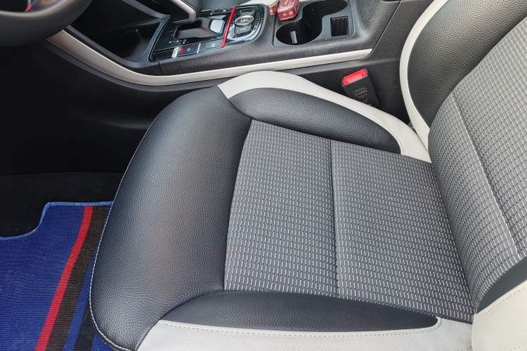 Used Qoros 5 2019 Qoros 5S 1.6 TGDI Prestige Model Interior 8