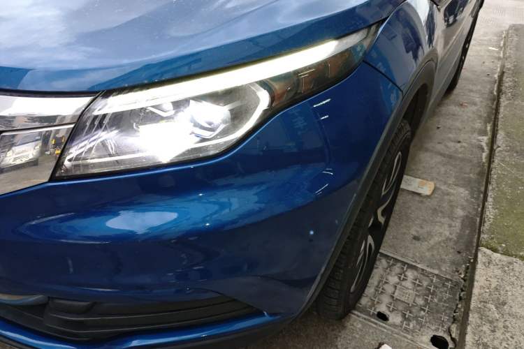 Used Qoros 5 2019 Qoros 5S 1.6 TGDI Leading Model Left Front Headlight