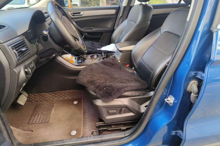 Used Qoros 5 2019 1.6T Automatic Zhiyun Connect (AliOS) Edition Prestige Model Left Front Seat