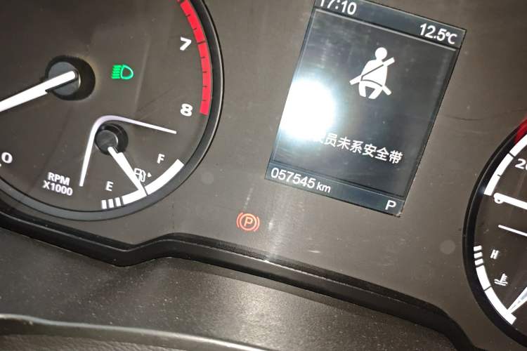 Used Qoros 5 2019 Qoros 5S 1.6 TGDI Leading Model Odometer Close Up