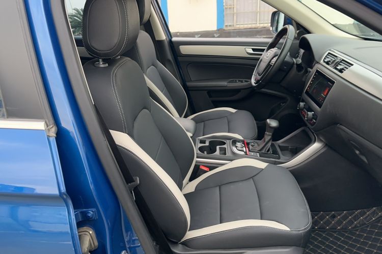 Used Qoros 5 2019 1.6T Automatic Zhiyun Connect (AliOS) Edition Prestige Model Right Front Seat