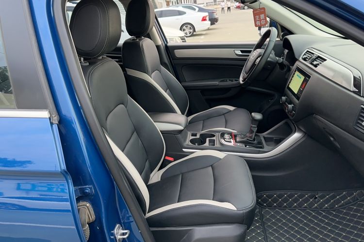 Used Qoros 5 2019 1.6T Automatic Zhiyun Connect (AliOS) Edition Prestige Model Right Front Seat