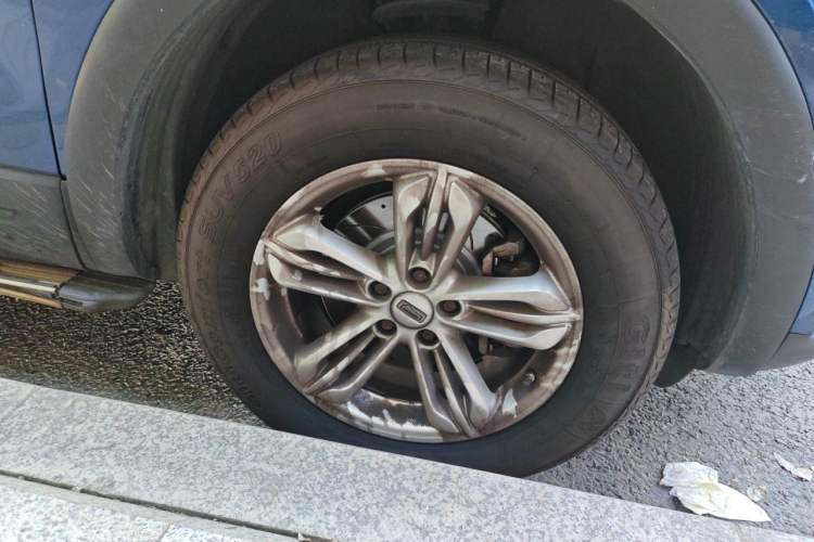 Used Qoros 5 2019 Qoros 5S 1.6 TGDI Leading Model Right Front Wheel Hub