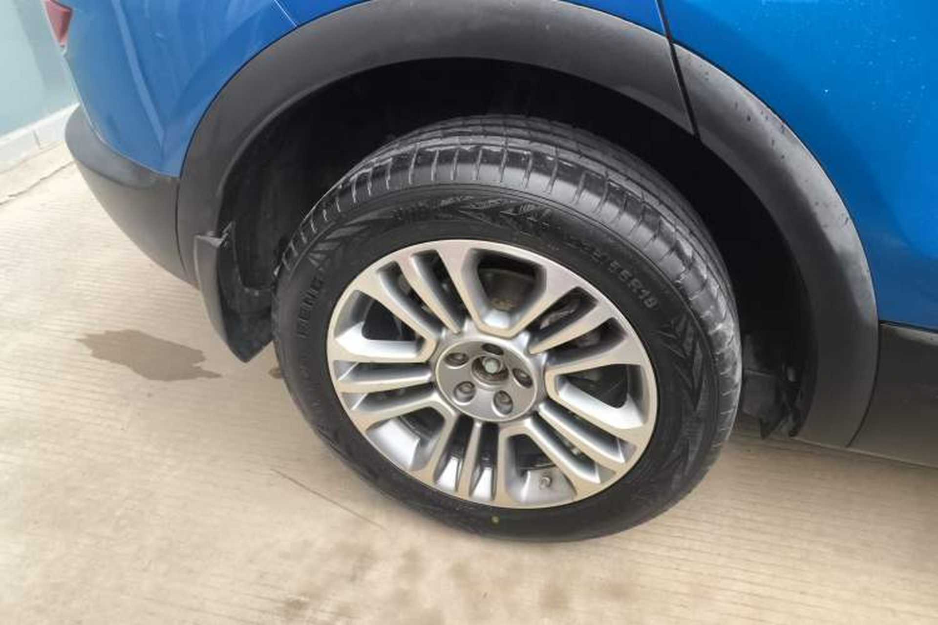 Used Qoros 5 2019 Qoros 5S 1.6 TGDI Prestige Model Right Rear Wheel Hub