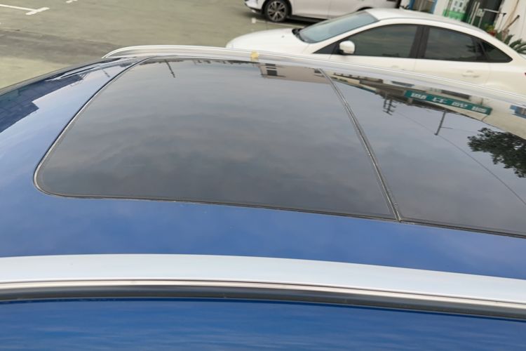 Used Qoros 5 2019 1.6T Automatic Zhiyun Connect (AliOS) Edition Prestige Model Roof