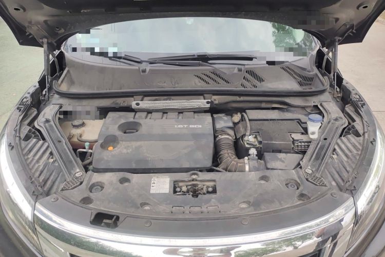 Used Qoros 5 2019 Qoros 5S 1.6 TGDI Prestige Model Engine Bay