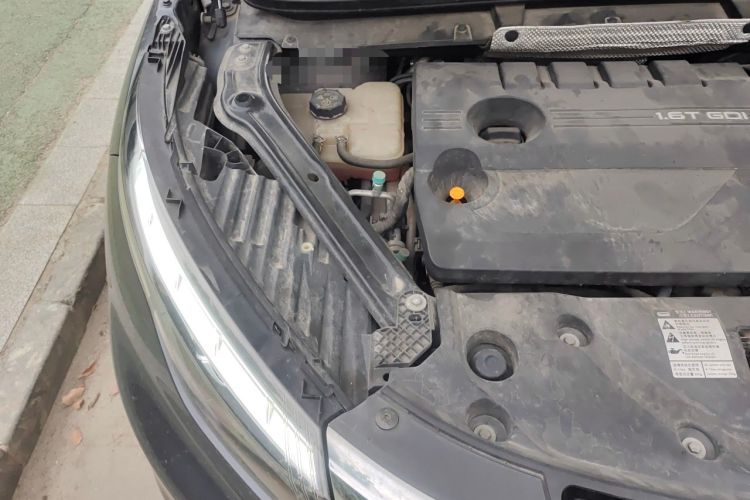 Used Qoros 5 2019 Qoros 5S 1.6 TGDI Prestige Model Engine Bay Right