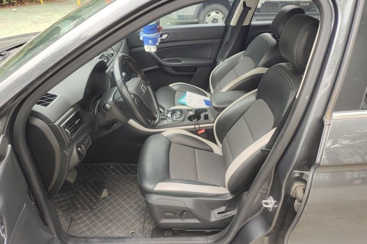Used Qoros 5 2019 Qoros 5S 1.6 TGDI Prestige Model Left Front Seat