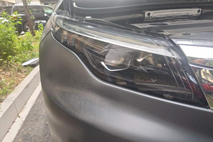 Used Qoros 5 2019 Qoros 5S 1.6 TGDI Dark Night Hero Edition Right Front Headlight
