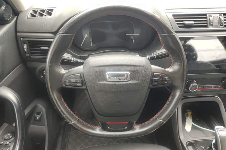 Used Qoros 5 2019 Qoros 5S 1.6 TGDI Prestige Model Steering Wheel