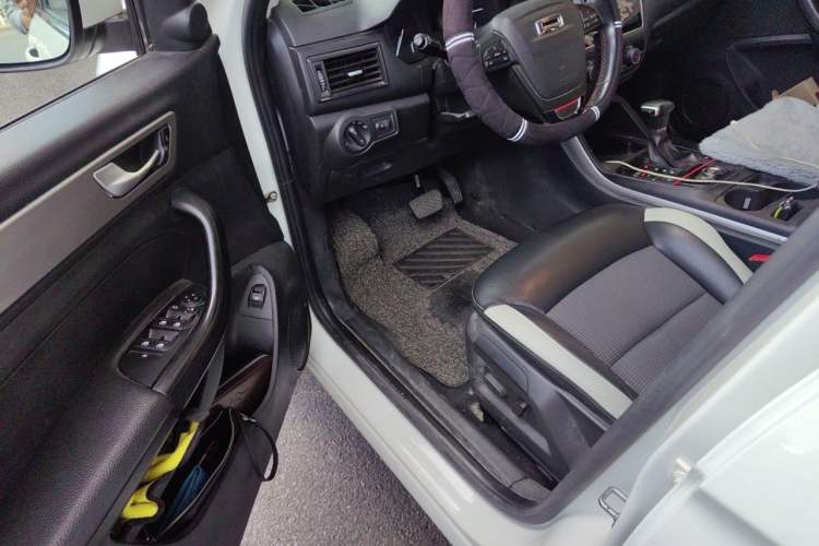 Used Qoros 5 2019 1.6T Automatic Zhiyun Connect (AliOS) Edition Prestige Model Driver Seat