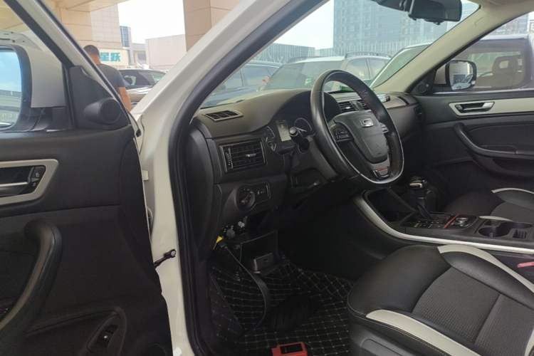 Used Qoros 5 2019 1.6T Automatic Zhiyun Connect (AliOS) Edition Prestige Model Driver Seat