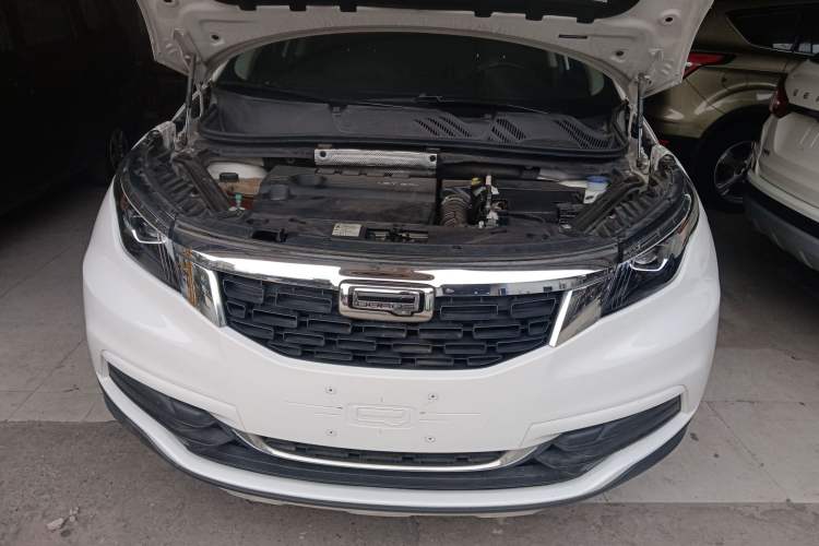 Used Qoros 5 2019 Qoros 5S 1.6 TGDI Prestige Model Engine Bay