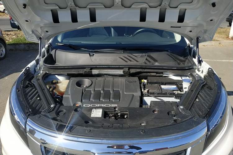 Used Qoros 5 2019 1.6T Automatic Zhiyun Connect (AliOS) Edition Prestige Model Engine Bay