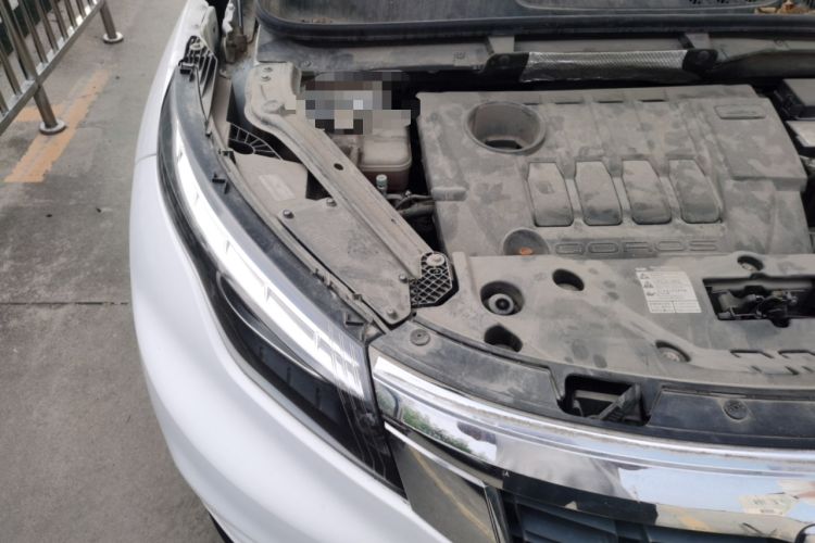 Used Qoros 5 2019 1.6T Automatic Zhiyun Connect (AliOS) Edition Prestige Model Engine Bay Right