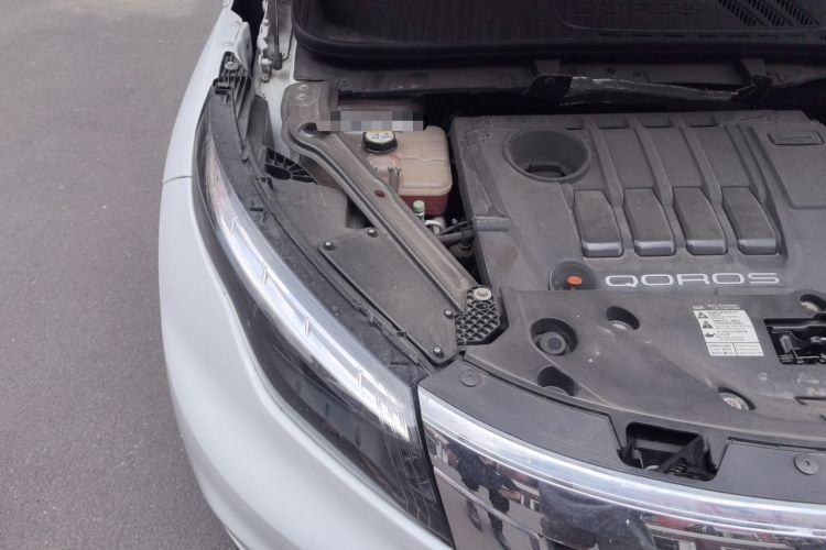 Used Qoros 5 2019 1.6T Automatic Zhiyun Connect (AliOS) Edition Prestige Model Engine Bay Right