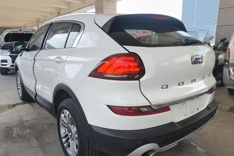 Used Qoros 5 2019 1.6T Automatic Zhiyun Connect (AliOS) Edition Prestige Model Exterior 2