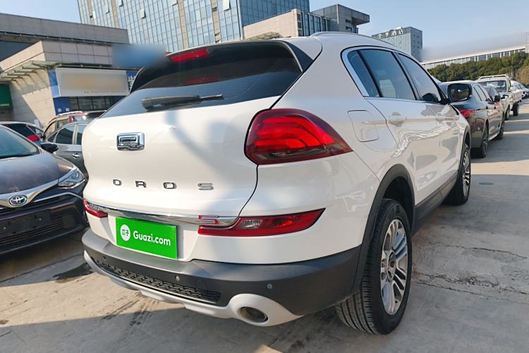 Used Qoros 5 2019 Qoros 5S 1.6 TGDI Prestige Model Exterior 5