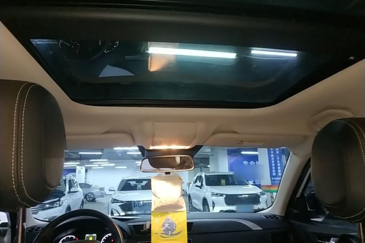 Used Qoros 5 2019 Qoros 5S 1.6 TGDI Prestige Model Headliner