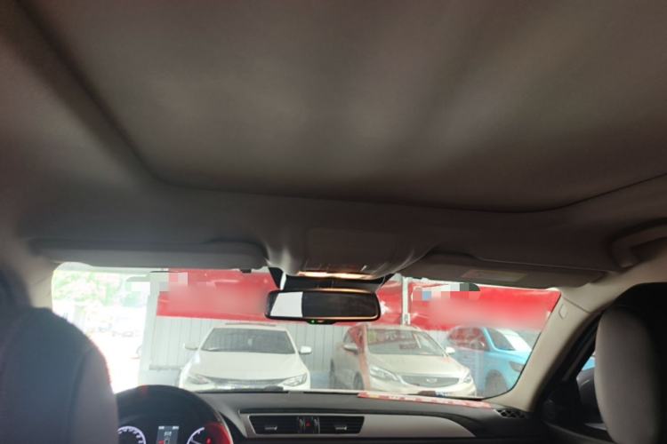 Used Qoros 5 2019 1.6T Automatic Zhiyun Connect (AliOS) Edition Prestige Model Headliner