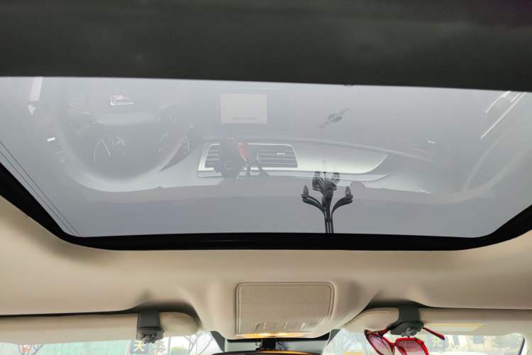 Used Qoros 5 2019 Qoros 5S 1.6 TGDI Prestige Model Headliner