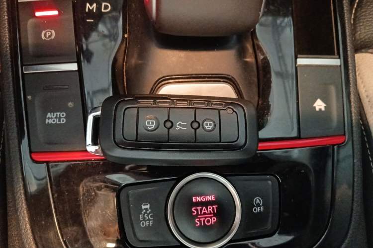 Used Qoros 5 2019 Qoros 5S 1.6 TGDI Prestige Model Interior 1