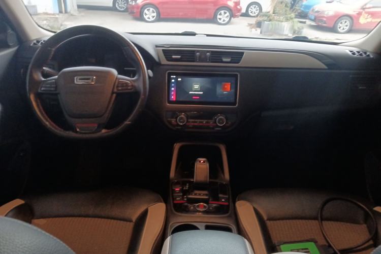Used Qoros 5 2019 Qoros 5S 1.6 TGDI Prestige Model Interior 2