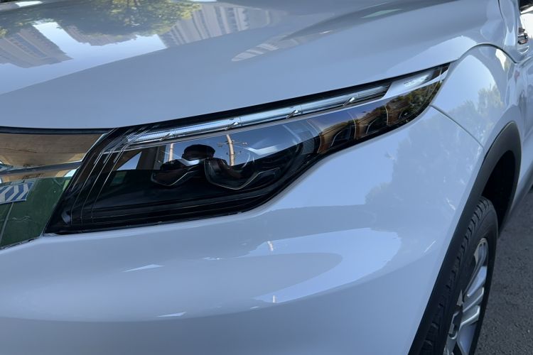 Used Qoros 5 2019 1.6T Automatic Zhiyun Connect (AliOS) Edition Prestige Model Left Front Headlight
