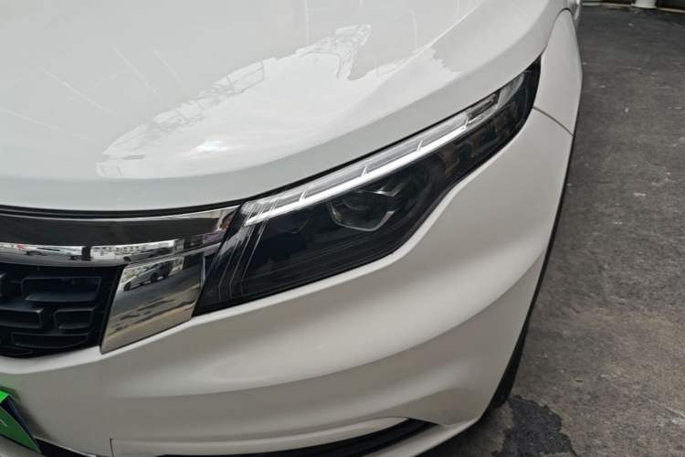 Used Qoros 5 2019 Qoros 5S 1.6 TGDI Leading Model Left Front Headlight