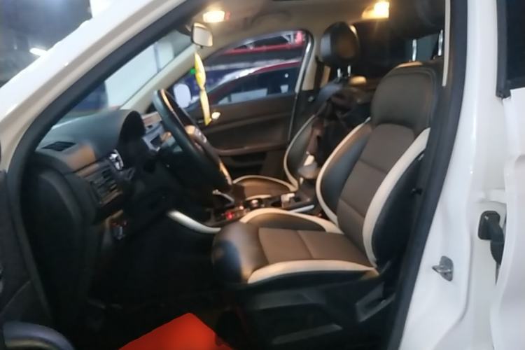 Used Qoros 5 2019 Qoros 5S 1.6 TGDI Prestige Model Left Front Seat