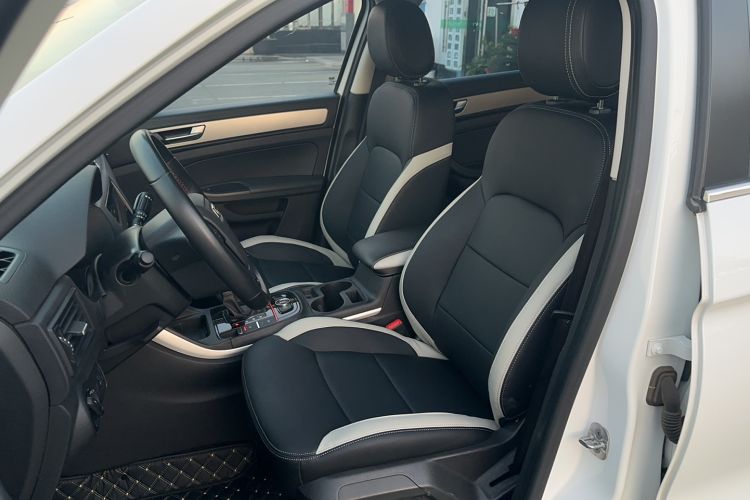 Used Qoros 5 2019 1.6T Automatic Zhiyun Connect (AliOS) Edition Prestige Model Left Front Seat
