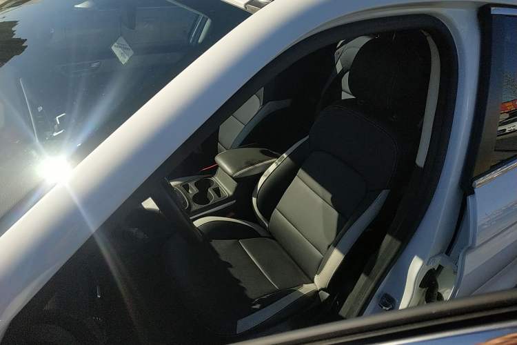 Used Qoros 5 2019 1.6T Automatic Zhiyun Connect (AliOS) Edition Prestige Model Left Front Seat