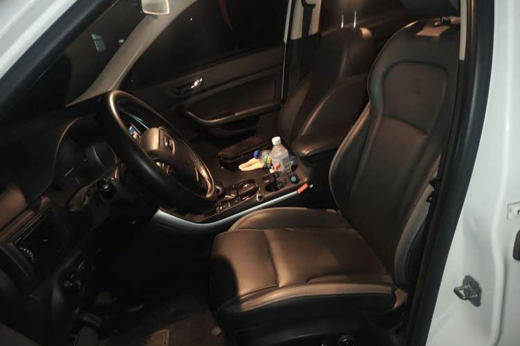 Used Qoros 5 2019 Qoros 5S 1.6 TGDI Leading Model Left Front Seat