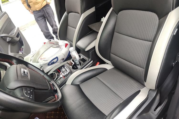 Used Qoros 5 2019 1.6T Automatic Zhiyun Connect (AliOS) Edition Prestige Model Left Front Seat