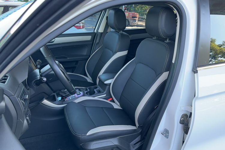 Used Qoros 5 2019 1.6T Automatic Zhiyun Connect (AliOS) Edition Prestige Model Left Front Seat