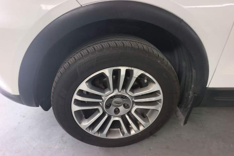 Used Qoros 5 2019 1.6T Automatic Zhiyun Connect (AliOS) Edition Prestige Model Left Front Wheel Hub