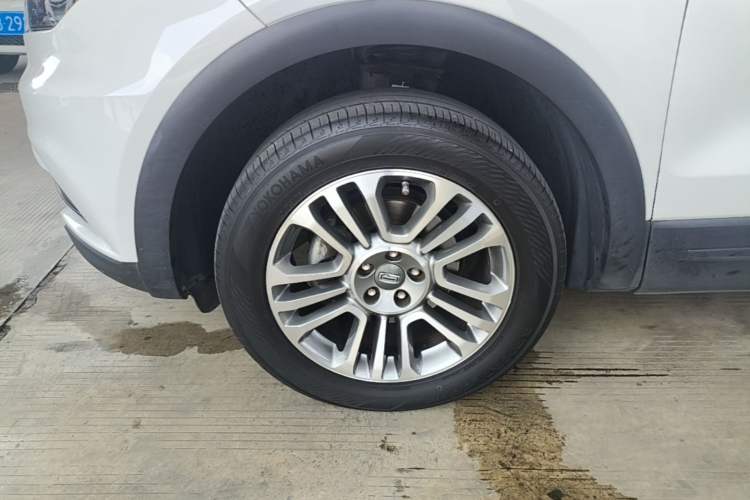 Used Qoros 5 2019 1.6T Automatic Zhiyun Connect (AliOS) Edition Prestige Model Left Front Wheel Hub