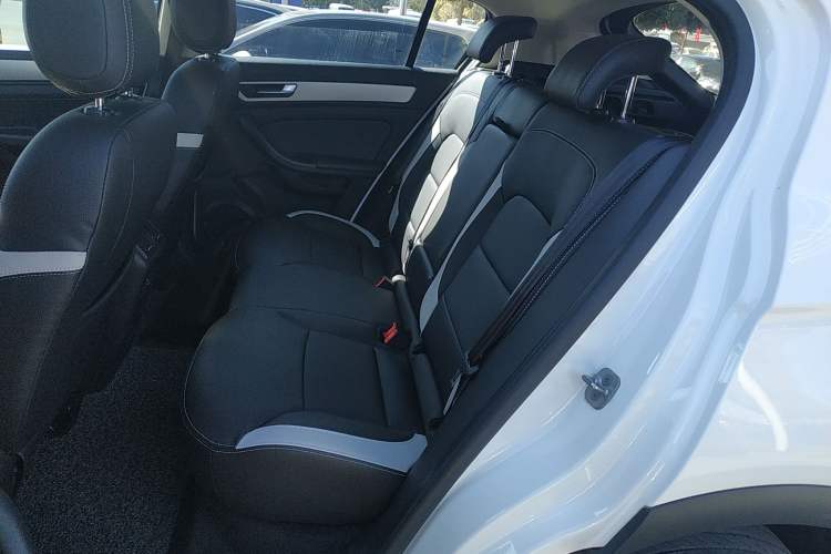 Used Qoros 5 2019 1.6T Automatic Zhiyun Connect (AliOS) Edition Prestige Model Left Rear Seat