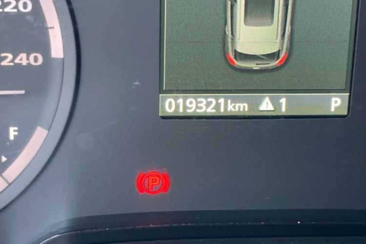 Used Qoros 5 2019 1.6T Automatic Zhiyun Connect (AliOS) Edition Prestige Model Odometer Close Up