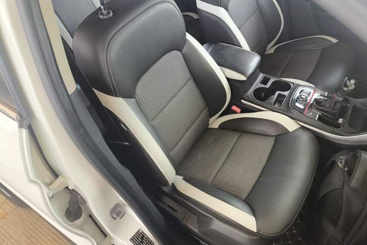Used Qoros 5 2019 1.6T Automatic Zhiyun Connect (AliOS) Edition Prestige Model Right Front Seat