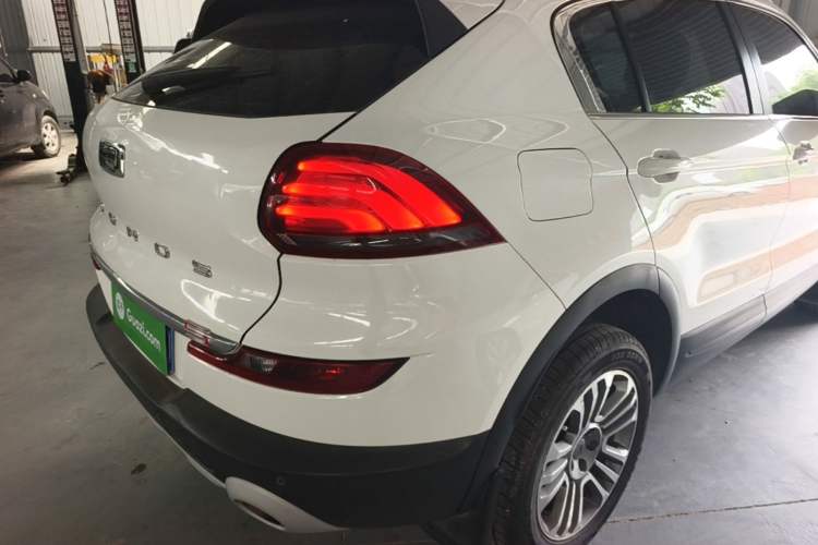 Used Qoros 5 2019 1.6T Automatic Zhiyun Connect (AliOS) Edition Prestige Model Right Rear Taillight