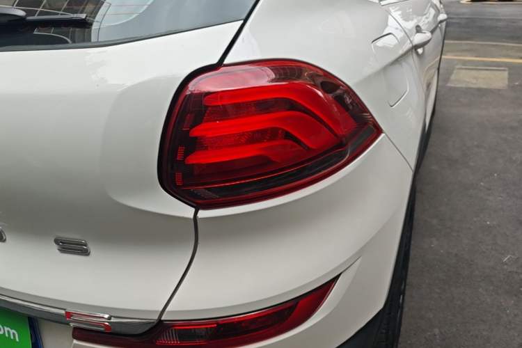 Used Qoros 5 2019 Qoros 5S 1.6 TGDI Leading Model Right Rear Taillight