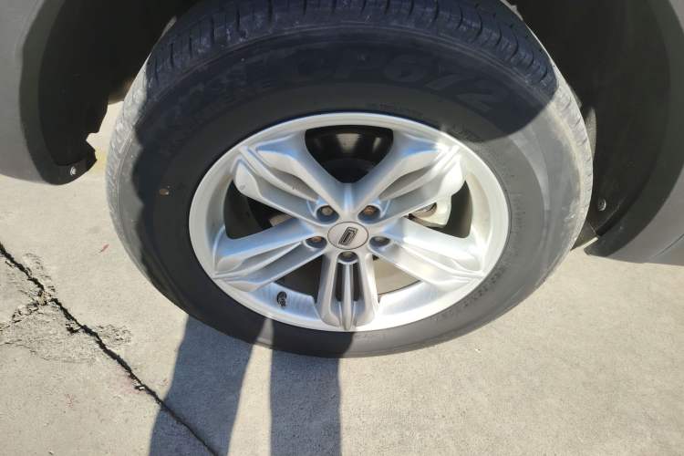 Used Qoros 5 2019 Qoros 5S 1.6 TGDI Leading Model Right Rear Wheel Hub